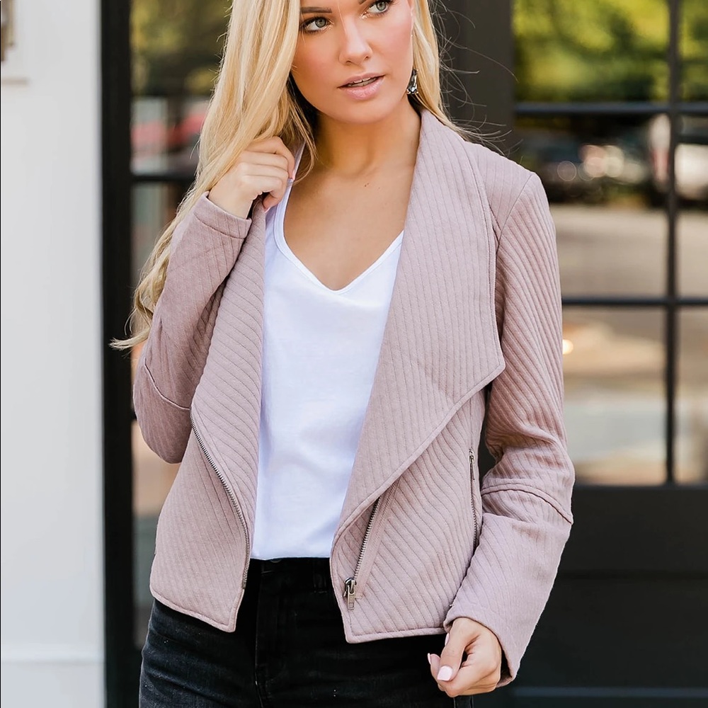 NWT! - BB Dakota | Place To Be Knit Ottoman Jacket